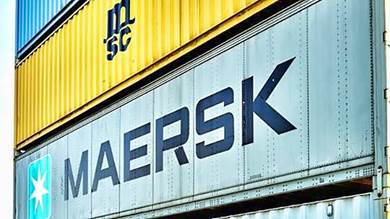 شركة "ميرسك" الدنماركية للشحن تعلن تعليق مرور سفنها 48 ساعة بالبحر الأحمر